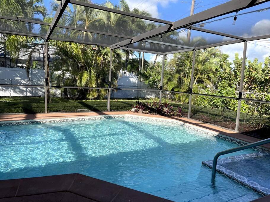 The Flip Flop - Updated Vacation Home! North North Naples Exteriör bild